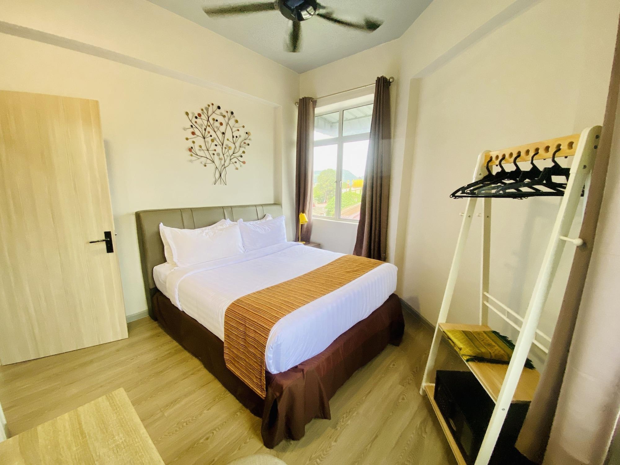 Seaview Apartment Kuah Exterior photo